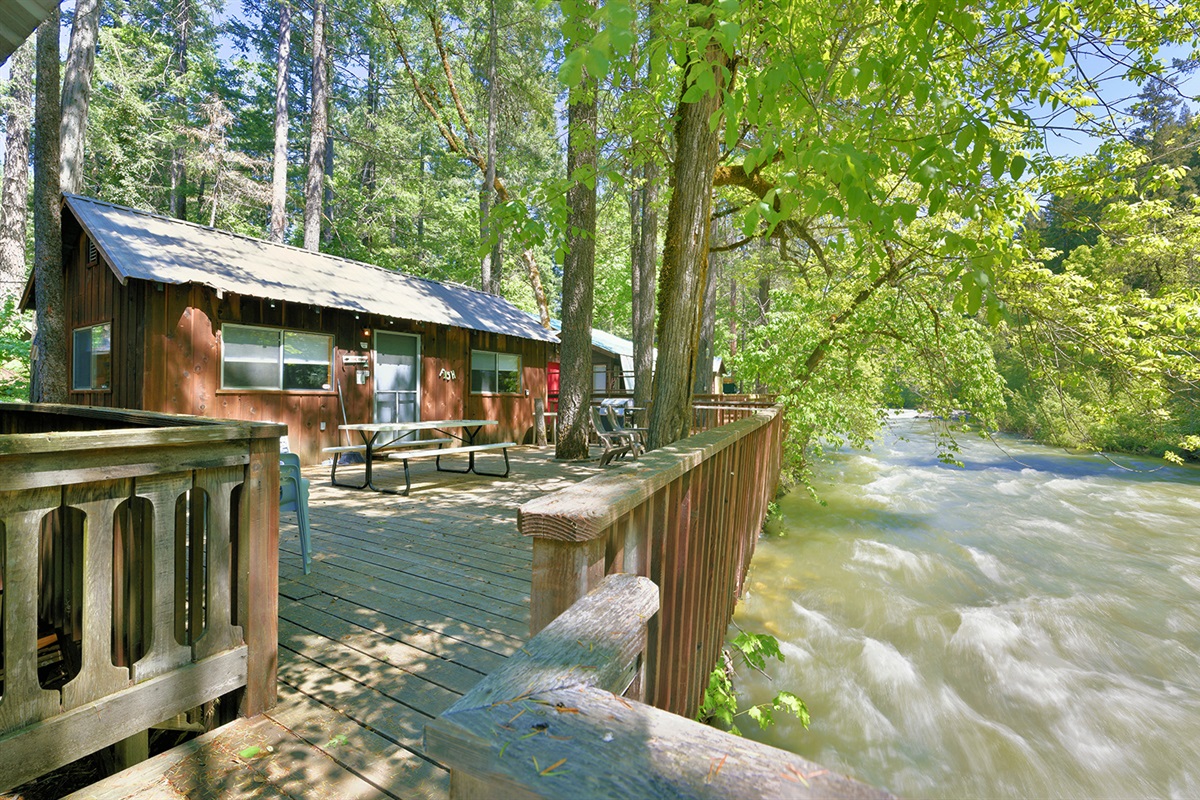 Rivercast Cabin Mt Shasta Vacation Rentals