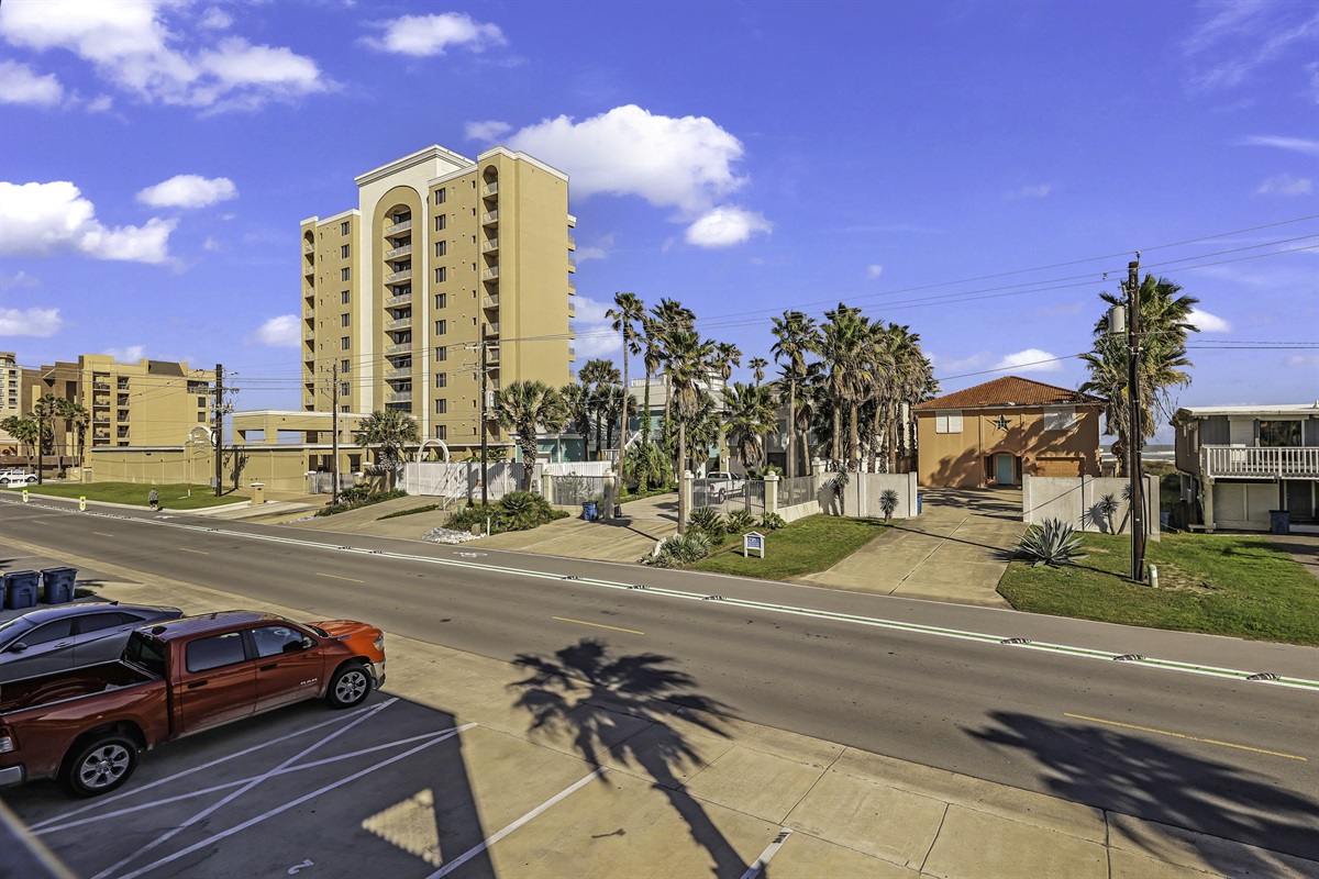 Gulf Coast Condo Across from Beach! Island Rentals SPI