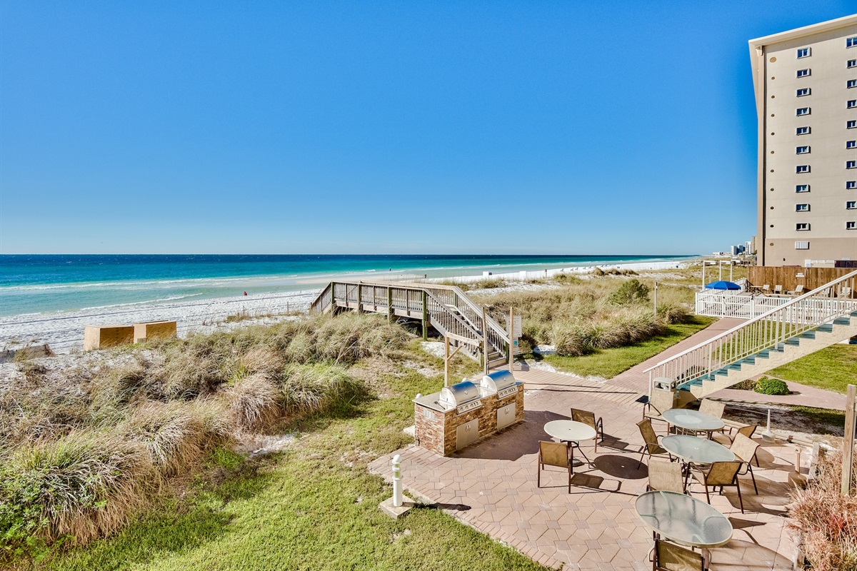 Seafarer Condo Right on the Beach, Completely Renovated Gulf Front