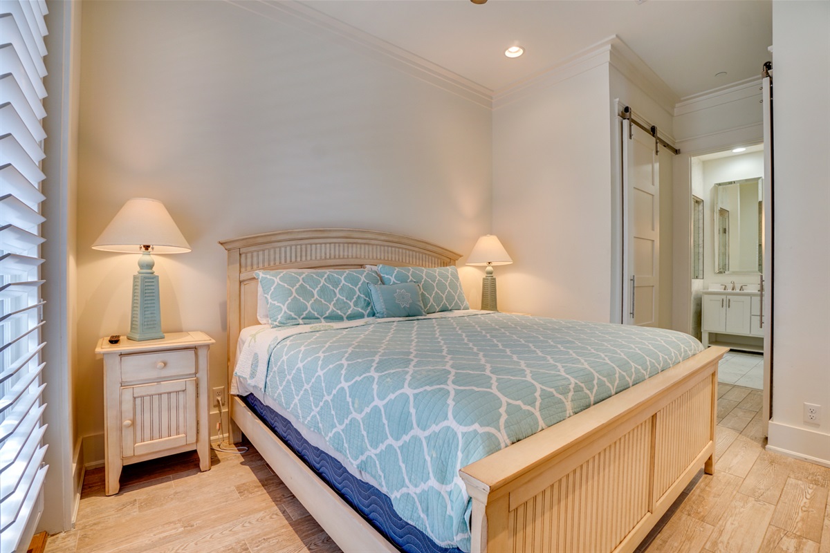 Latitude Adj / PCB Warren Beach Rentals