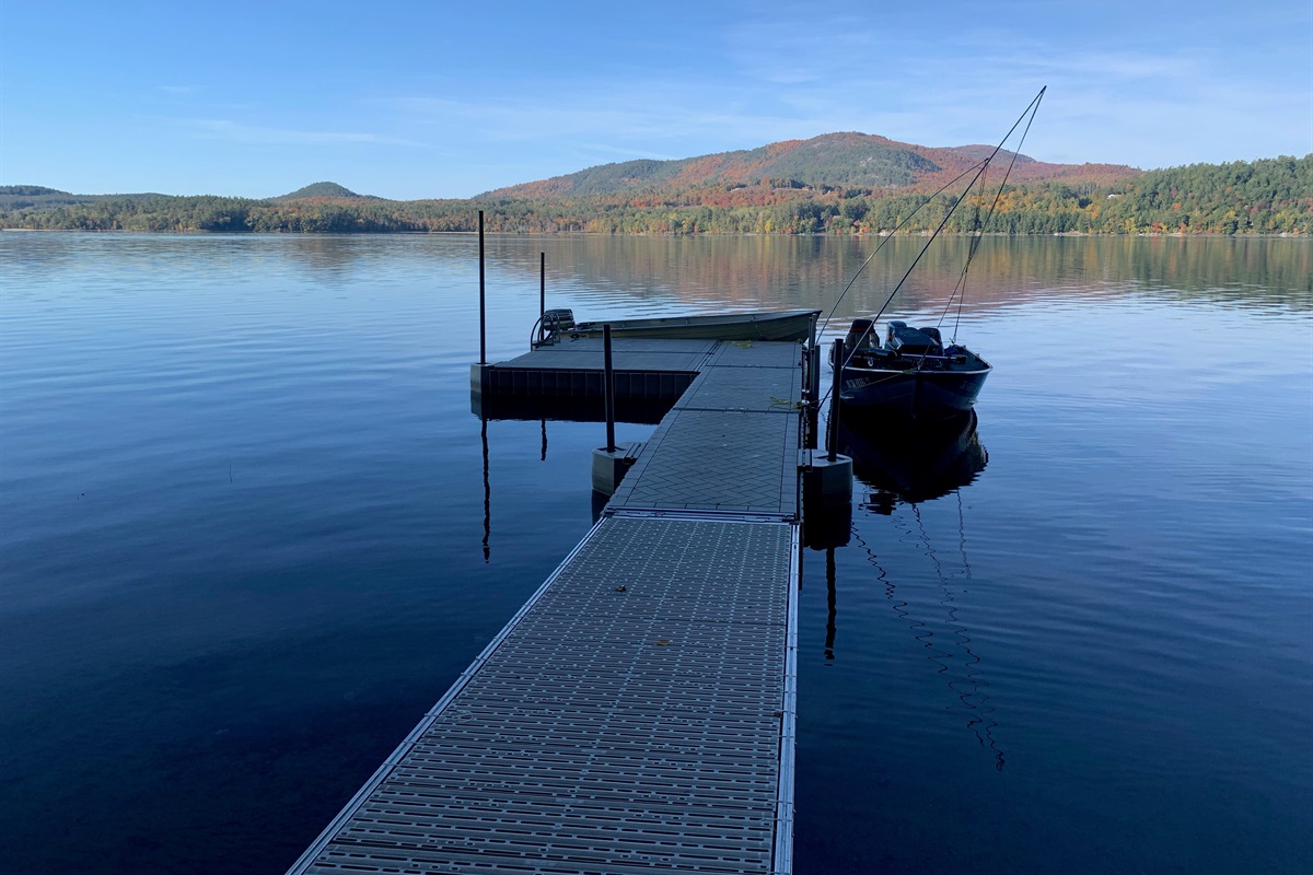 Majestic Pines Private Waterfront Sleeps 10 ADK Lakefront