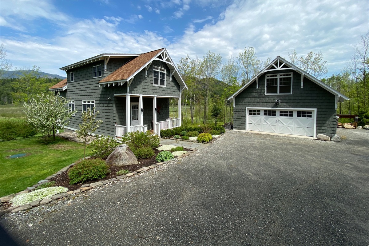 High Peaks Chalet Adirondack Vacation, LLC