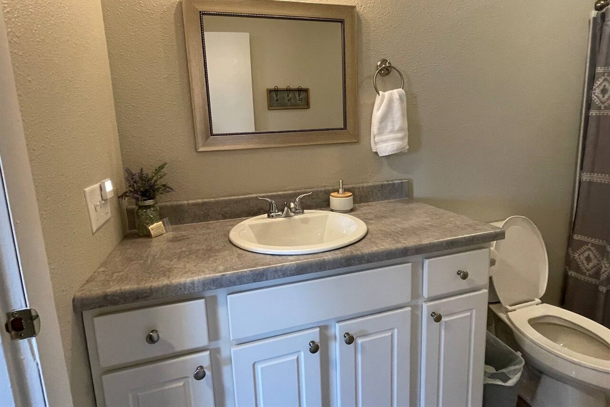 Condo in Archbold Near I80 North West Ohio Retreats