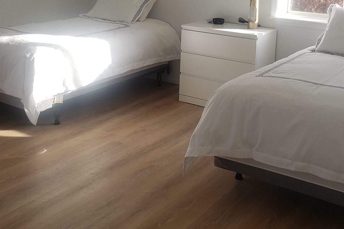 NYOCS0004 4 Bedroom Bilevel Newly Updated Highland Mills NY FIVE STAR