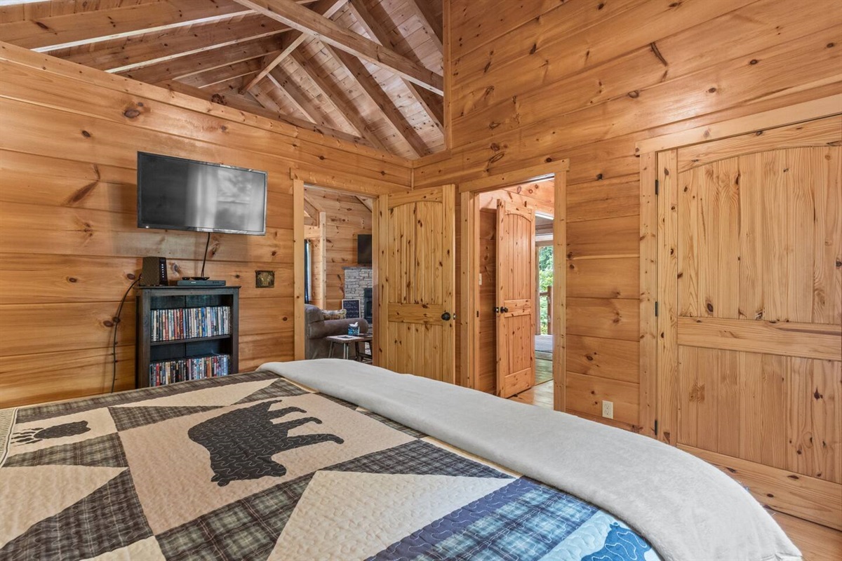 Lazy Dog Lodge GW Barnard Properties LLC