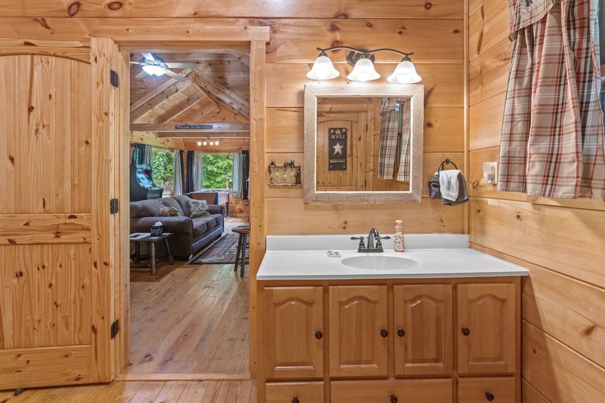 Lazy Dog Lodge GW Barnard Properties LLC