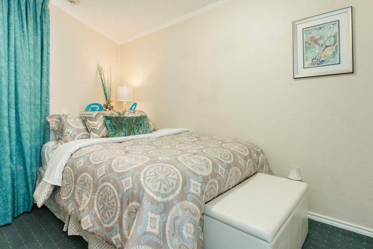 Condo With Double View 287 Team Mamo Realty, Inc.