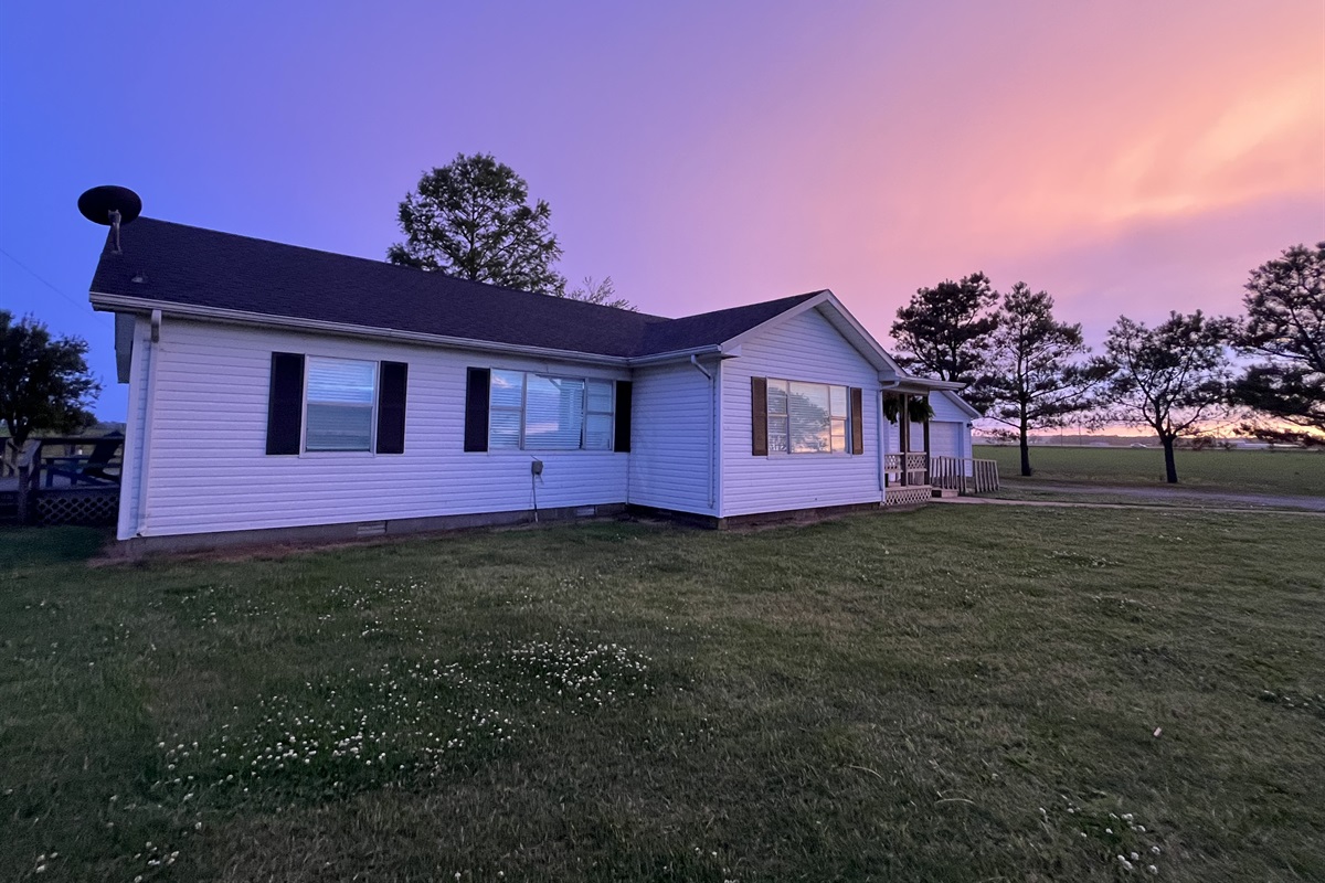 Morning Glory Cottage Piggott, AR Wildflower Vacation Rentals