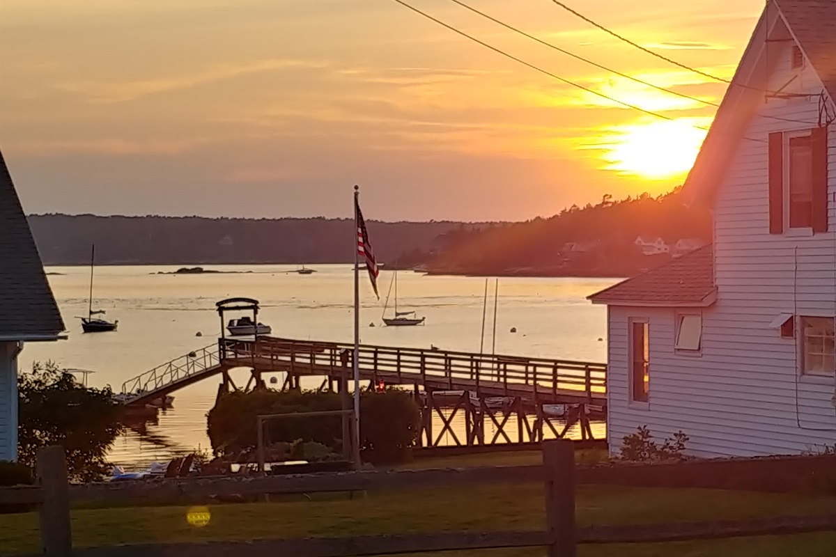 Pemaquid Tavern Cottage Unit 2 L. Dewey Chase Rentals