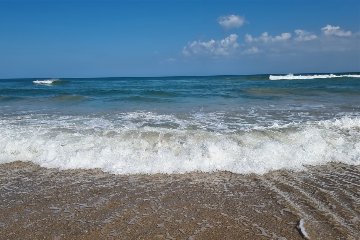 Kern Rd Spacious home, heated pool. Southbend Lakes C24 Canal Vacation homes with Heated