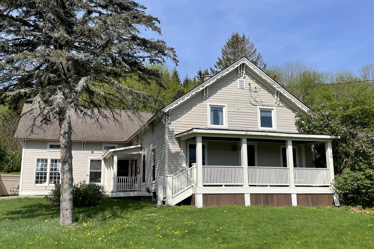 Spruce Hill Cooperstown Stay