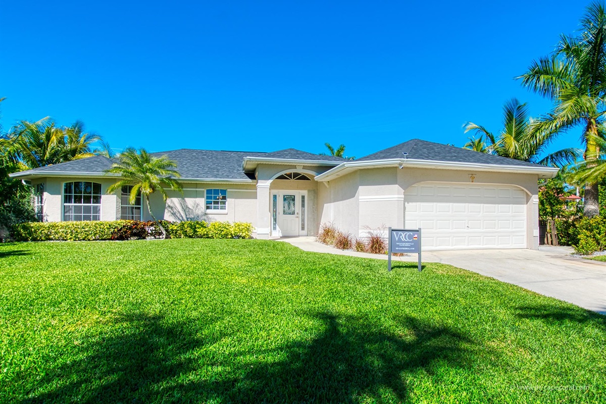 Villa Endless Summer Vacation Rentals Cape Coral