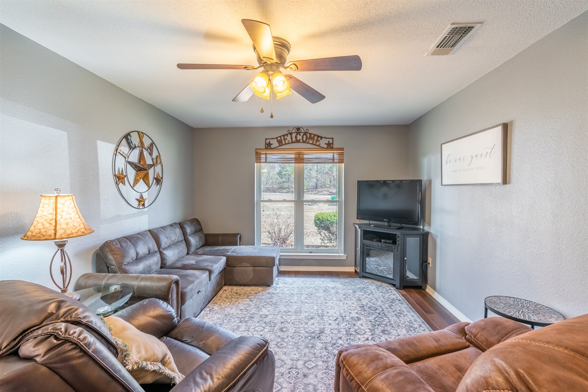 Lake Fork Waterfront Guest House w/ New Dock and New Pool Lake Fork