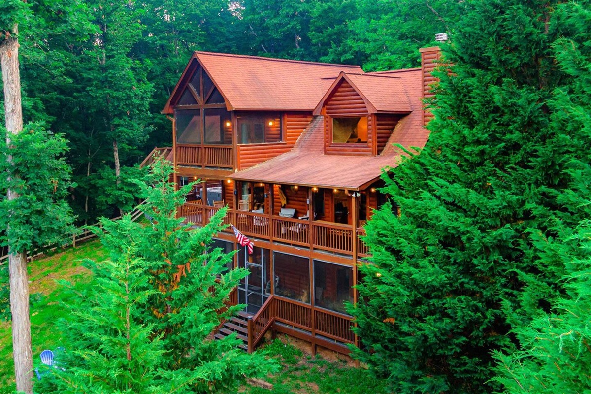 Whiskey Ridge Southern Charm Vacay