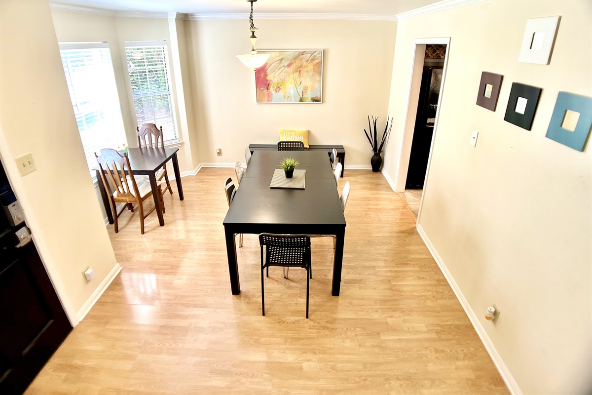 Villa Paradiso POOL/Casita/Pool table. 6 miles to SeaWorld! Wells