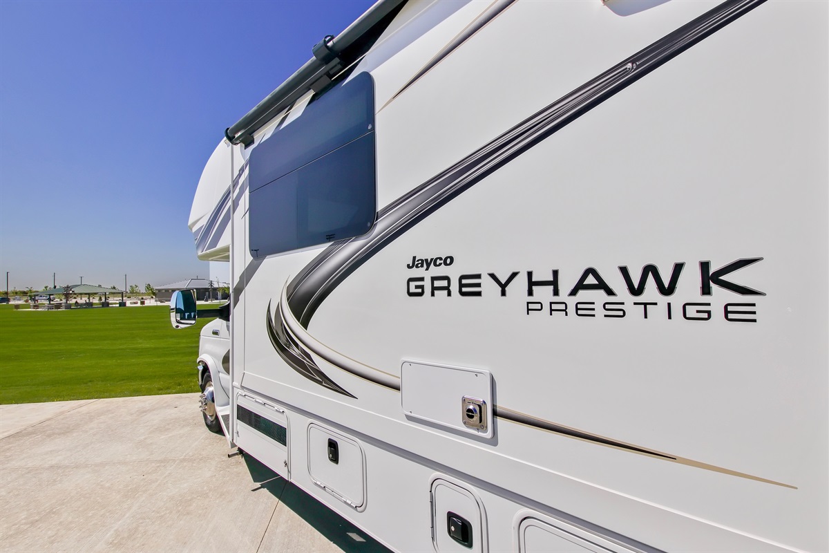 Jayco Greyhawk 31FP Prestiege Package (BUNKS) GO > EXPLORE