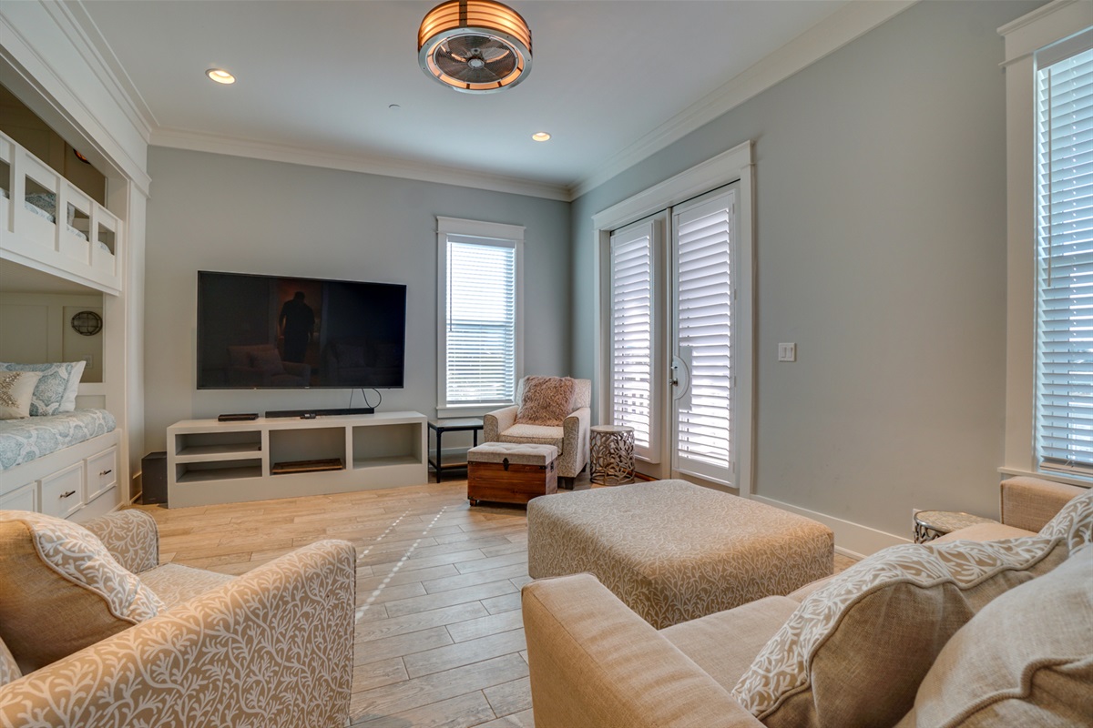 Latitude Adj / PCB Warren Beach Rentals