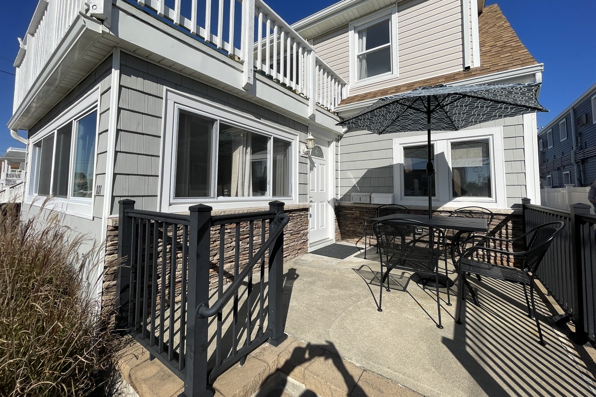 Front House Lower Unit (1st Floor) 101 Trenton Ave Lavallette Beach