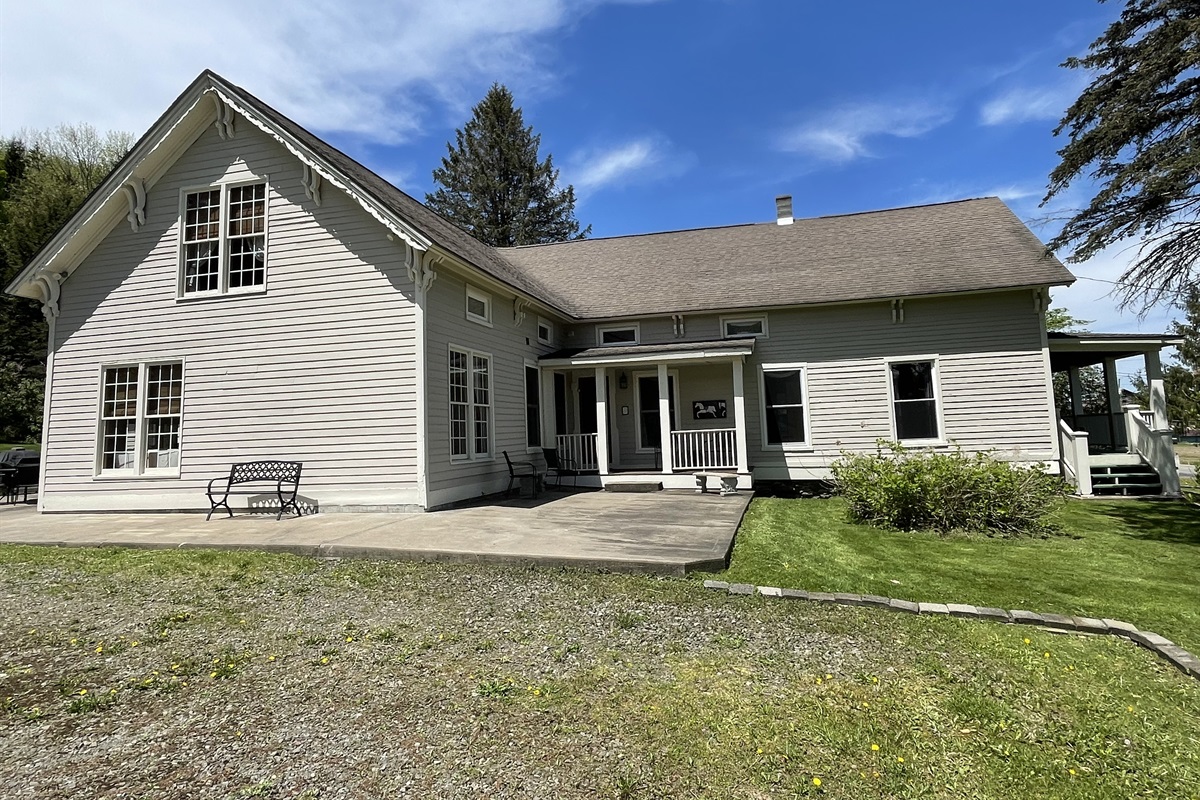 Spruce Hill Cooperstown Stay