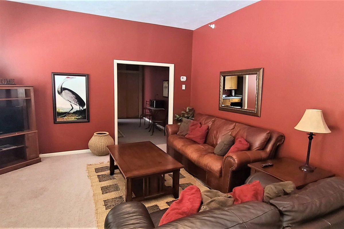 The Westchester 1 BR suite apartment in historical downtown On The