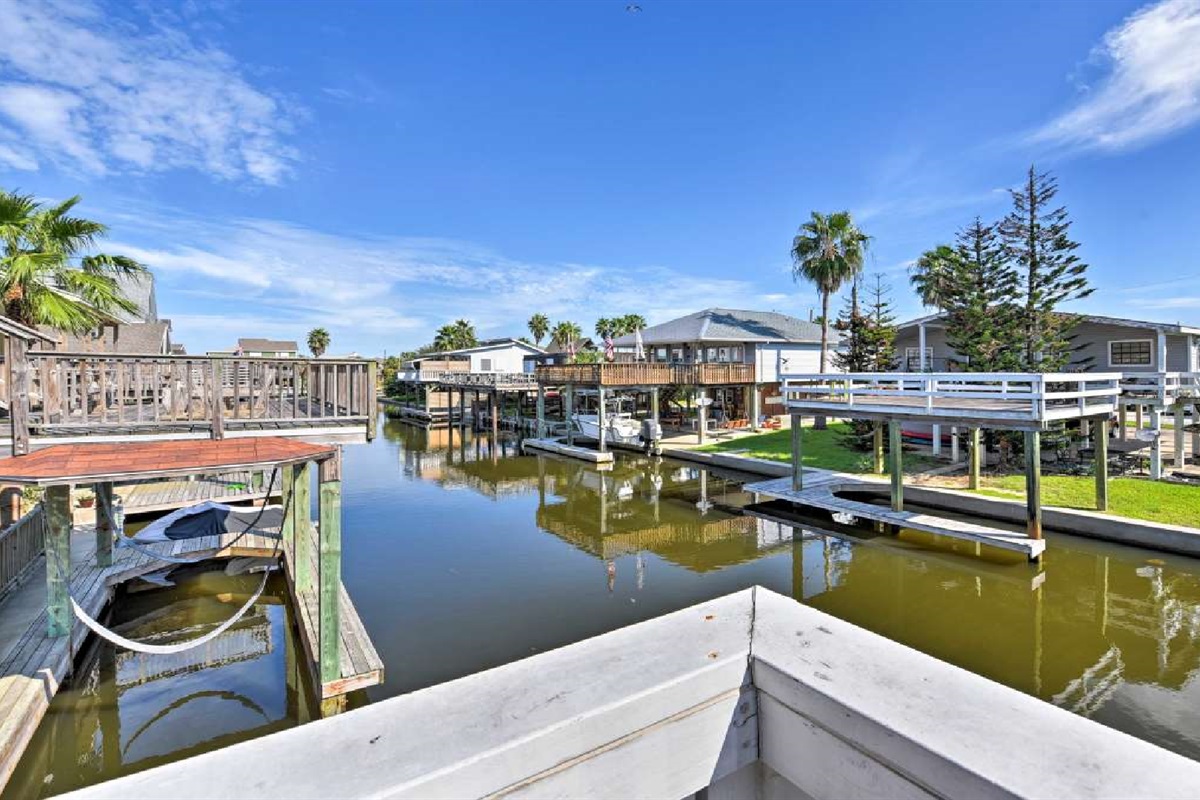 Bayview Cottage Team Mamo Realty, Inc.