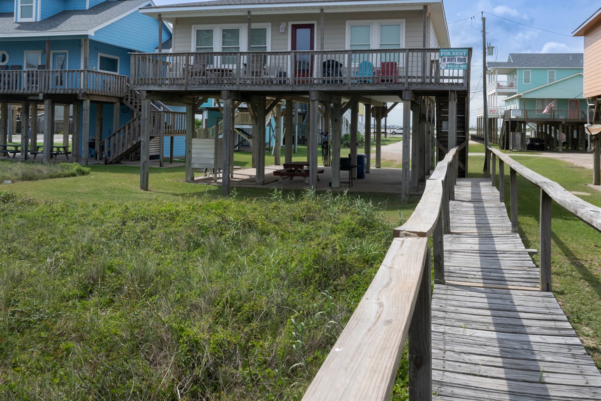 The White House Beach Resort Services