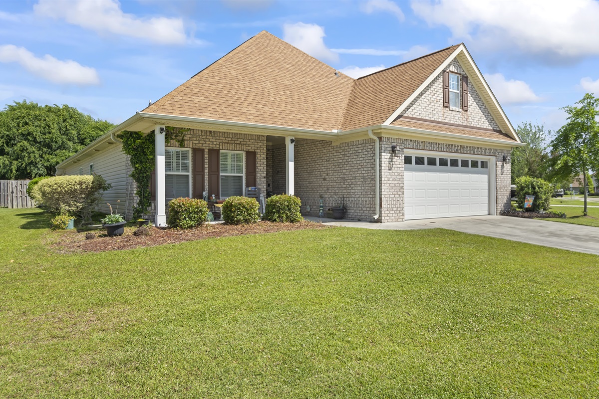 Bowen Vacation Homes Bowen Vacation Homes