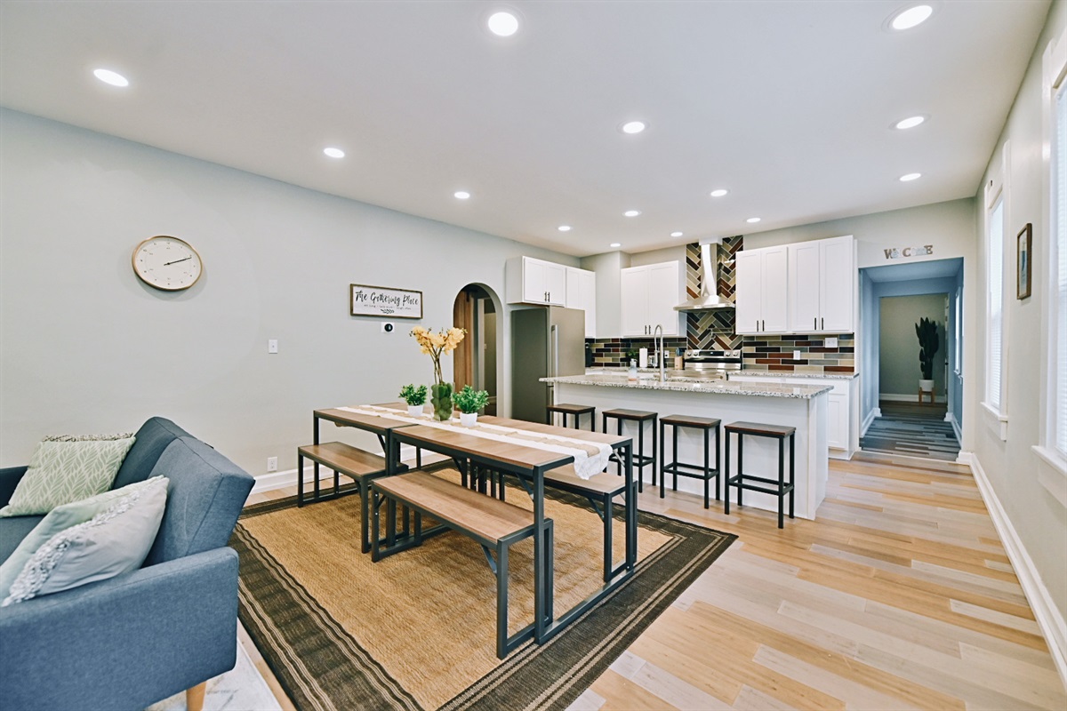 Luxury Home Minutes from Downtown Indy! Playpark Vacation