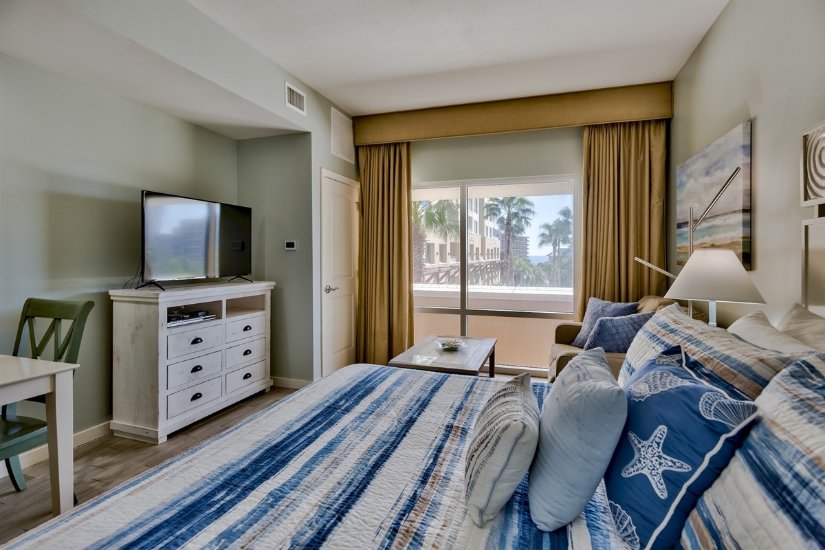 Sandestin Luau 2nd flr. Studio Book your Destin Vacation here