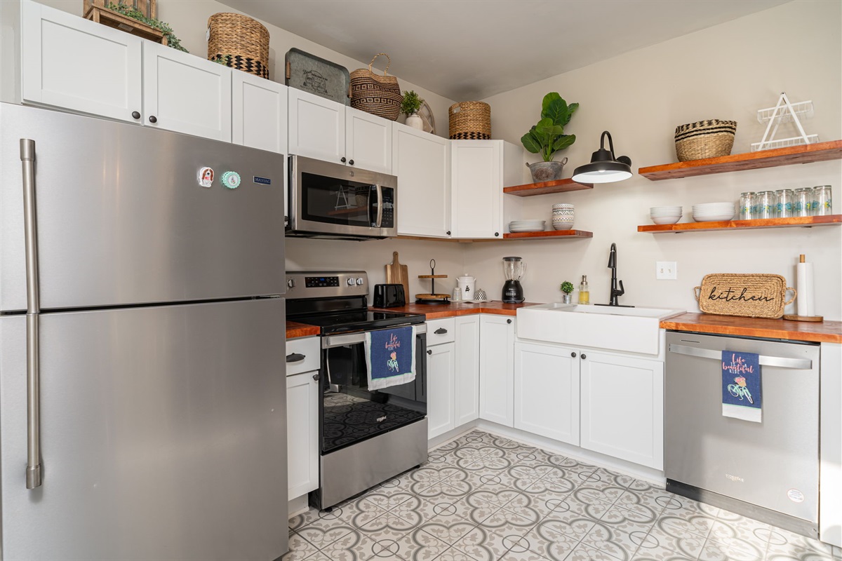 TheFarmHouse 3b/2b Marthasville Wineries&KatyTrail City 'Scapes