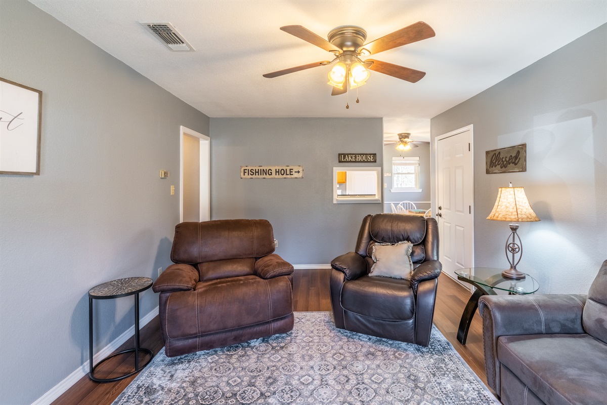 Lake Fork Waterfront Guest House w/ New Dock and New Pool Lake Fork