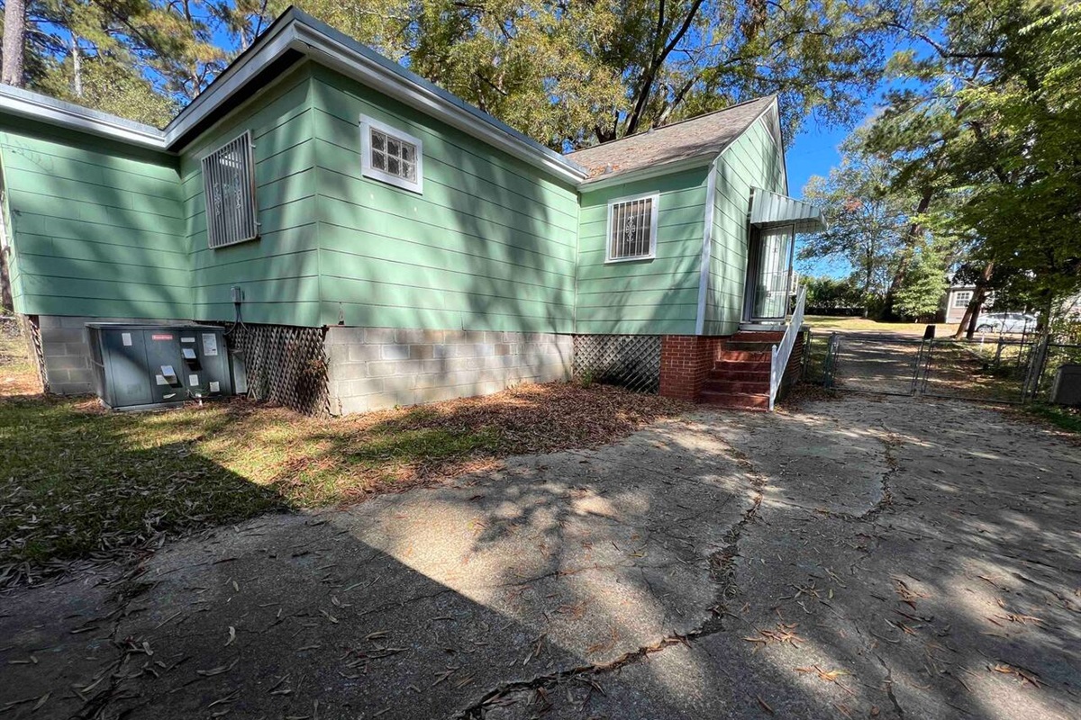The Mockingbird House in North Fondren Art Minton Realty, LLC
