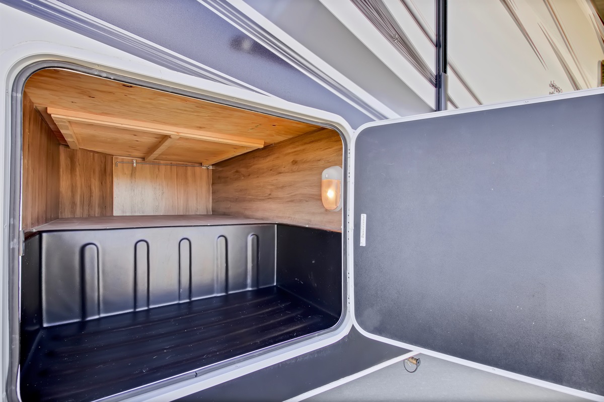 Jayco Greyhawk 31FP Prestiege Package (BUNKS) GO > EXPLORE