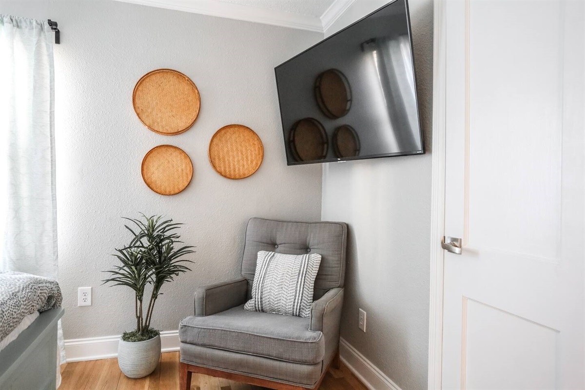 Coastal Retreat at Tech Terrace 3/2 Remodeled Short Term Rentals Homes in Lubbock near Tech