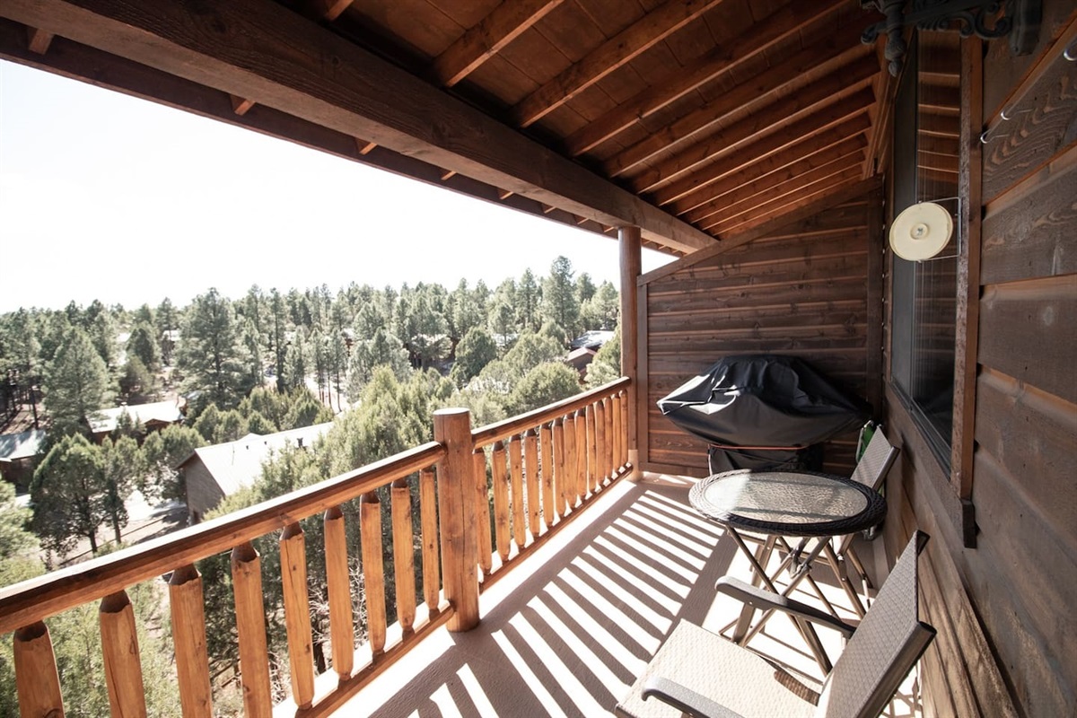 Treetop Terrace in Bison Ridge Getaway Properties AZ