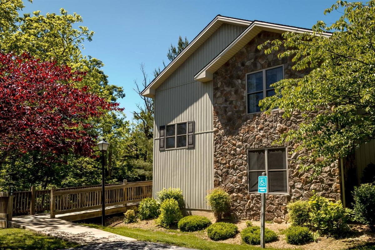 Woodstone at Massanutten 1BR Suite FRIDAY CheckIn Discountlodging