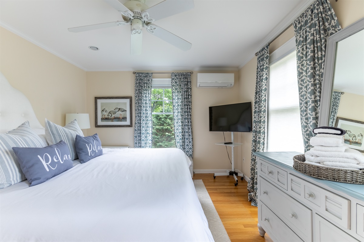 Luxurious Home By The Beach coastal home in the heart of Kpt