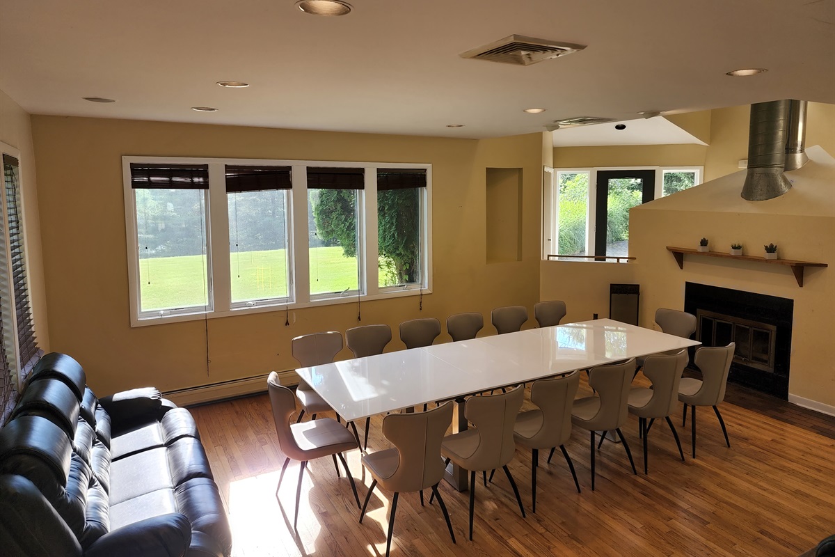 NYOCL0005 5 Bedroom Contemporary House Monroe NY FIVE STAR RELAX