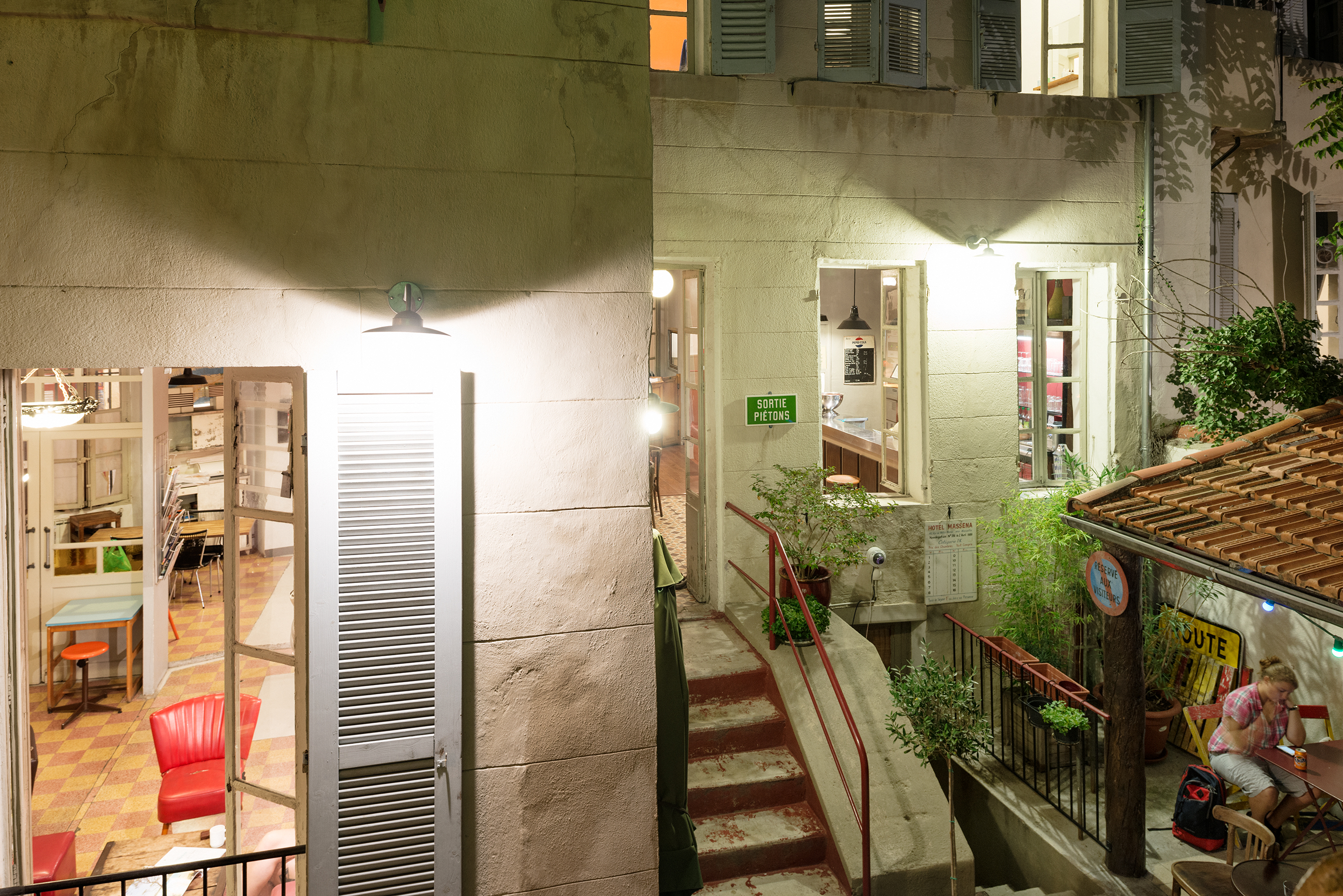 Vertigo Centre in Marseille, France Find Cheap Hostels and Rooms at