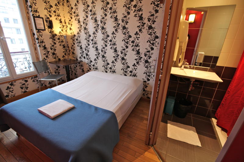 10 Best Hostels in Paris, France (2022) Road Affair