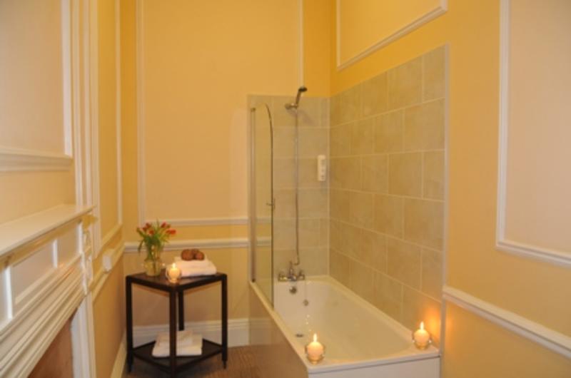 Roscoe House by Urban Chic in Liverpool, England Book B&B's with