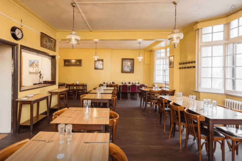 Strand Continental in London, England Find Cheap Hostels and Rooms at