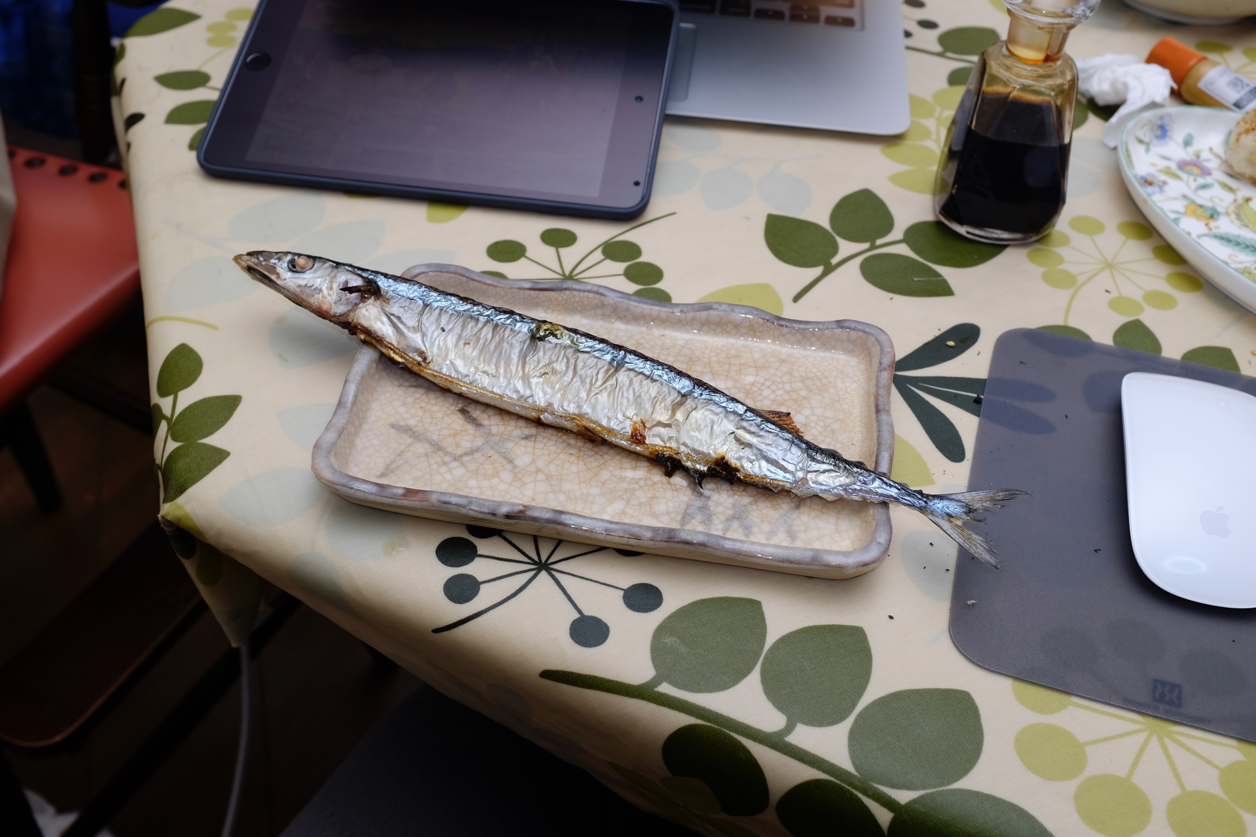 秋刀魚の小骨が喉に刺さった