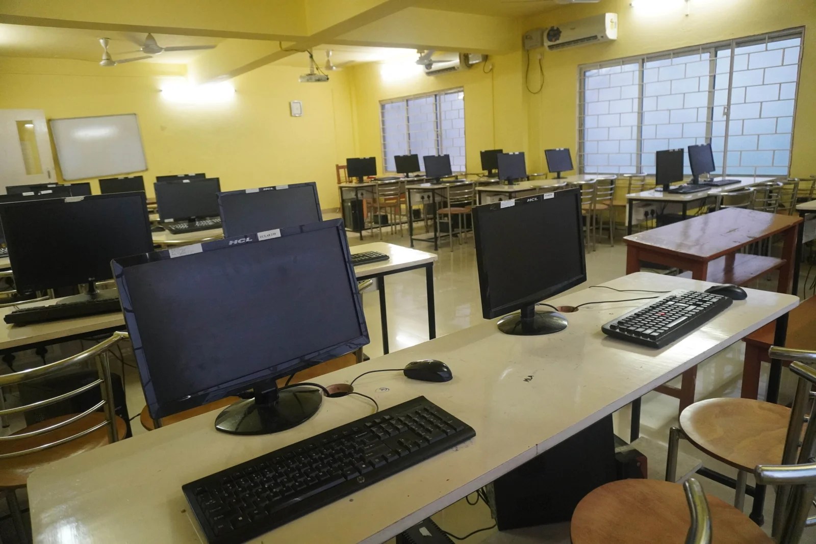 Computer Lab Unity College of Teacher Education