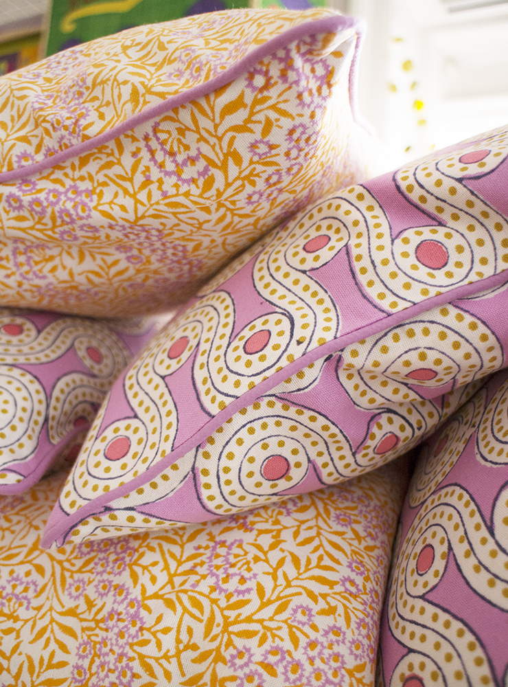 Bungalow Kuddar Mönstrade kuddar från Bungalow! Udda Tina