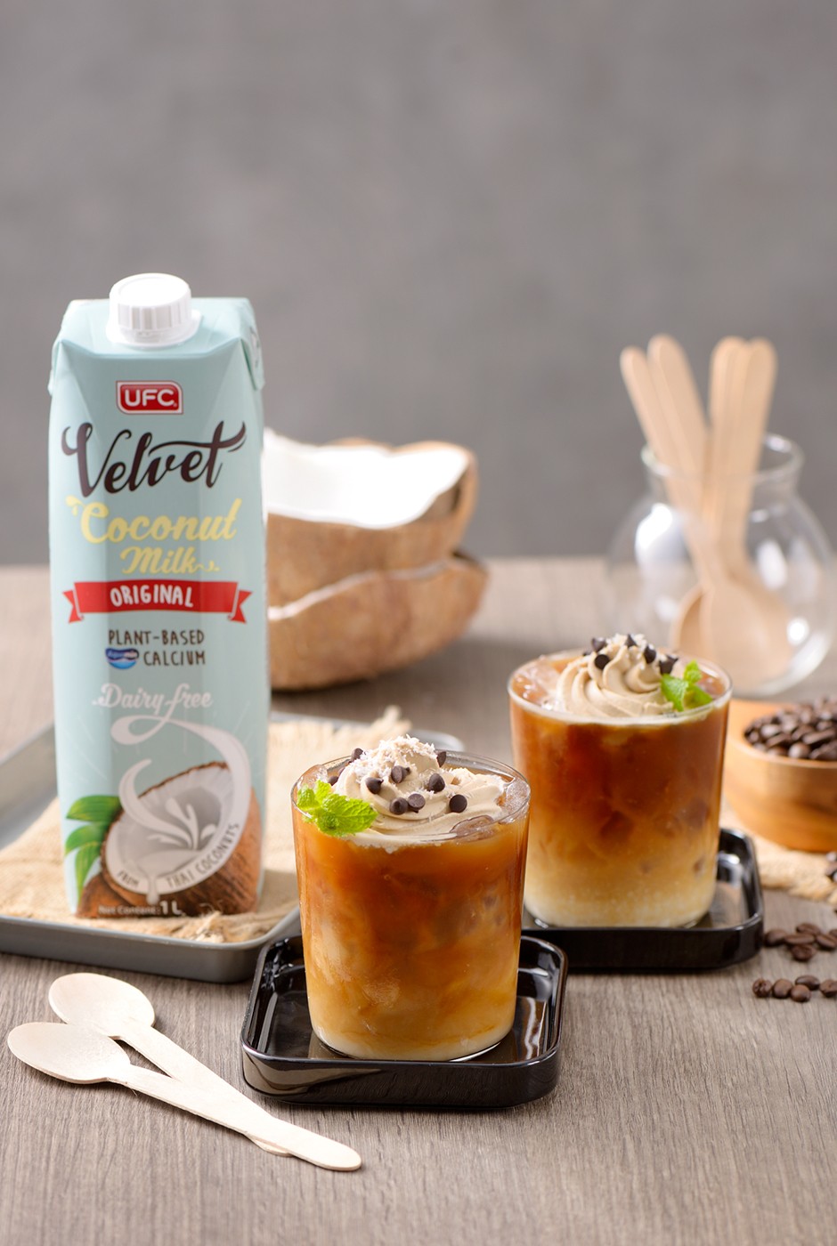 Coconut Milk Café Latte with Rum UFC REFRESH COCONUT WATER