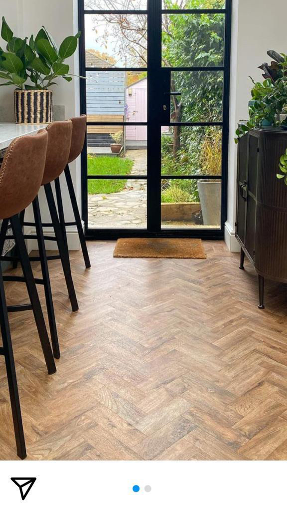 Which kitchen floor?