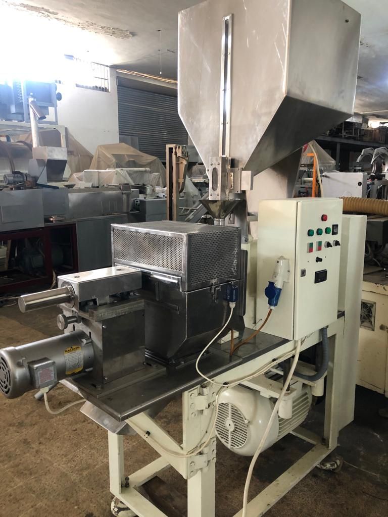 Adams / Maddox MX300 Baked Extruder Processing United Group