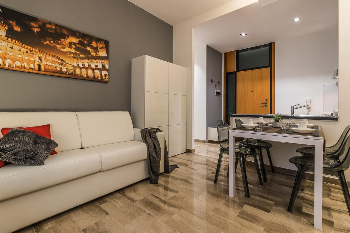 Vacation Rental in Bologna "Le Torri" Apartments Ugo Bassi Apartments