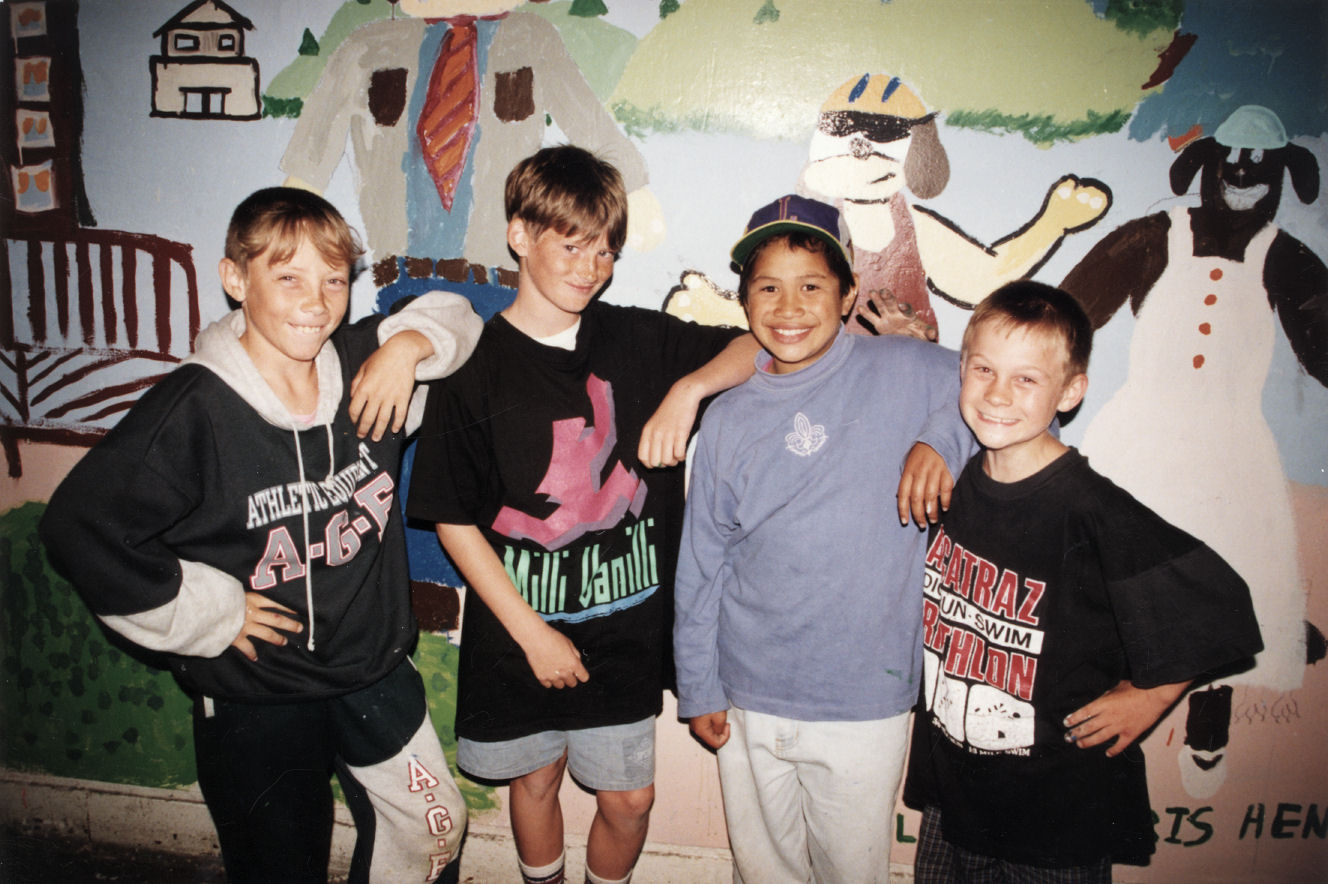 Upper Hutt railway station 1994; subway; Upper Hutt School; pupils